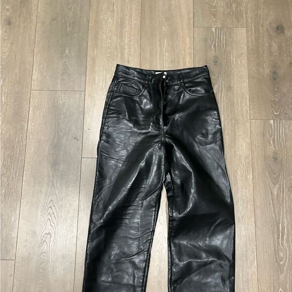 Wilfred Aritzia The Melina Vegan Leather Cropped Pants - Size 4 - Picture 2 of 8